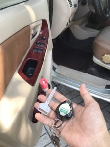 chia khoa du phong xe oto